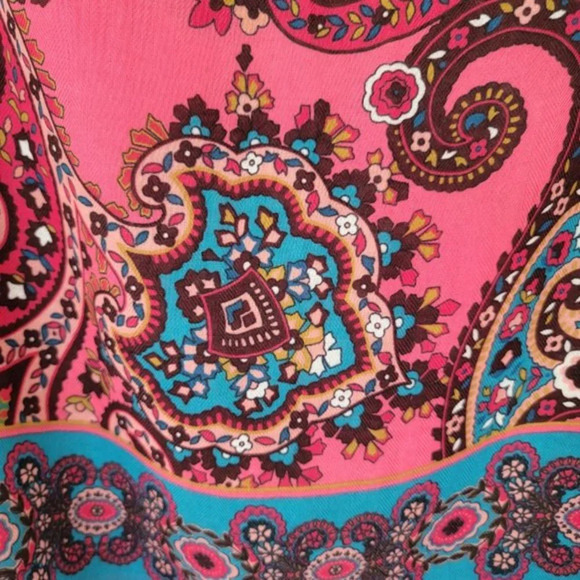 Loft Paisley Oversized Square Scarf Pink Womans OS - Picture 4 of 7